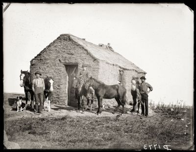 Iconic_Sodbusters_of_the_Prairie_D_D_Teoli_Jr__A_C__2815229.jpg