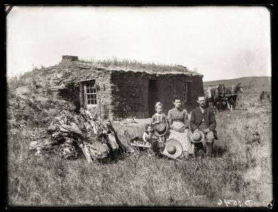 Iconic_Sodbusters_of_the_Prairie_D_D_Teoli_Jr__A_C__289529.jpg